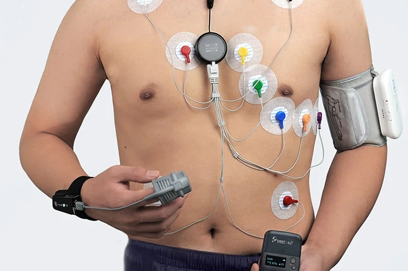 wearable holter monitor
